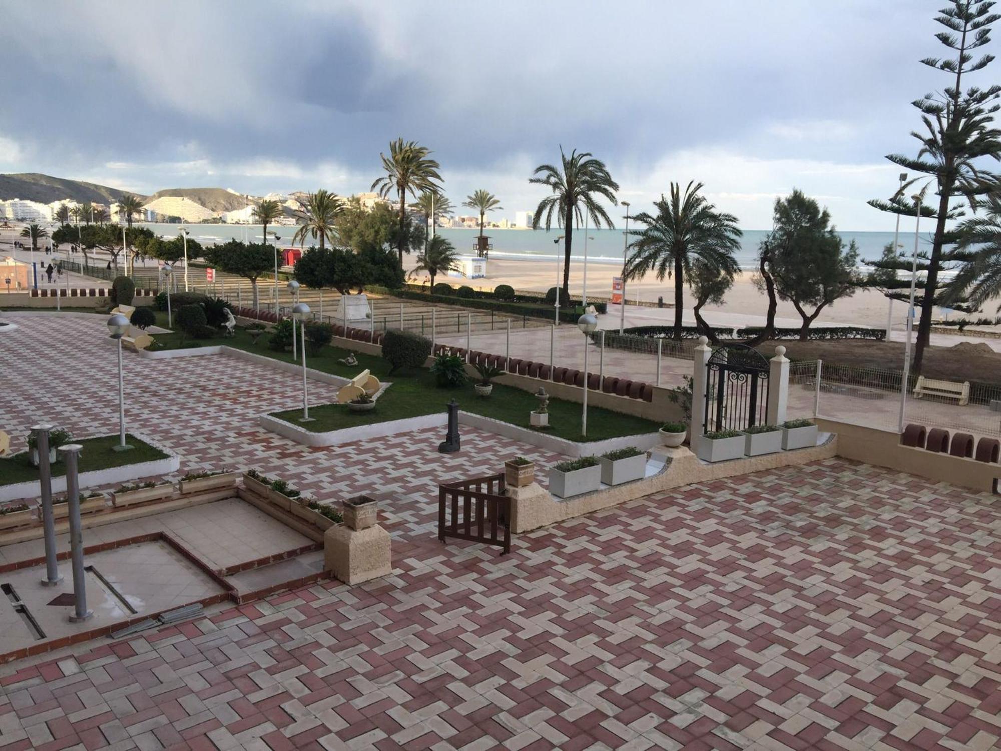 Apartamento Arensol En Primera Linea De Playa كولرا المظهر الخارجي الصورة